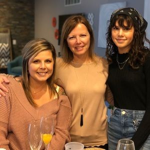 Meet your Posher, Kim